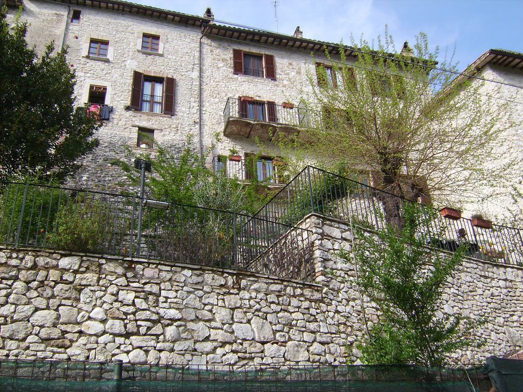 Il Castello Sul Lago Arrone Extérieur photo